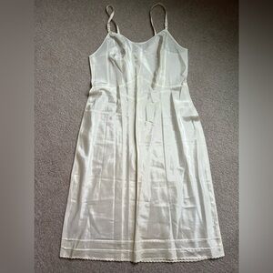 Vintage 1940s Snip-It Taffeta Full Slip with Scalloped Hemline